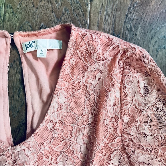 NWOT Pretty Floral Lace Jolt Dress ✨ Size Small - Picture 3 of 5